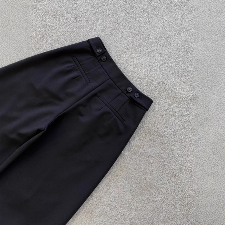 Damen Hochtaillierte weit geschnittene Bundfaltenhose mit Bügelfalte Echo Archiv