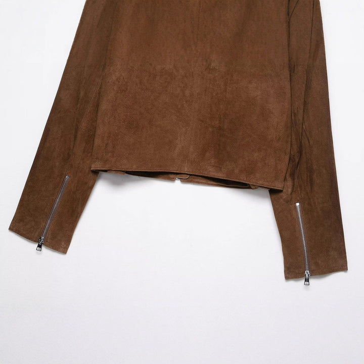 Damen Cropped Velourslederjacke mit Hemdkragen, Reißverschluss und Zipp-Taschen Echoarchiv