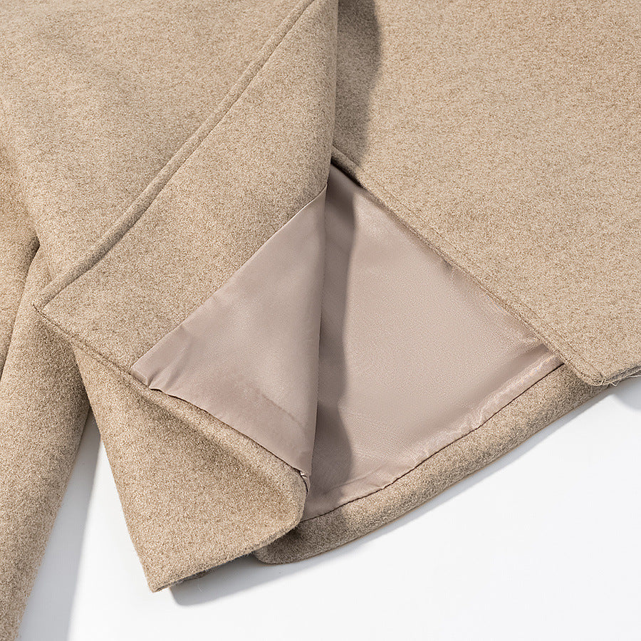 Damen Kurzgeschnittene Woll-Boxyjacke mit asymmetrischer Knopfleiste Echo Archiv