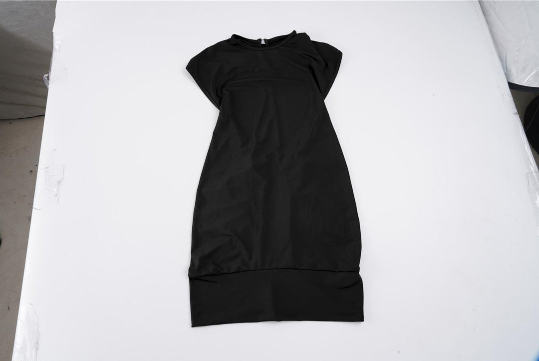 Damen elegantes Wickelkleid mit hochwertigen Materialien und modischem Schnitt Echo Archiv
