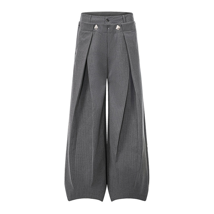 Damen Weite High-Waist Culotte-Hose mit markanter Faltenlegung und Zierknopf-Details Echoarchiv