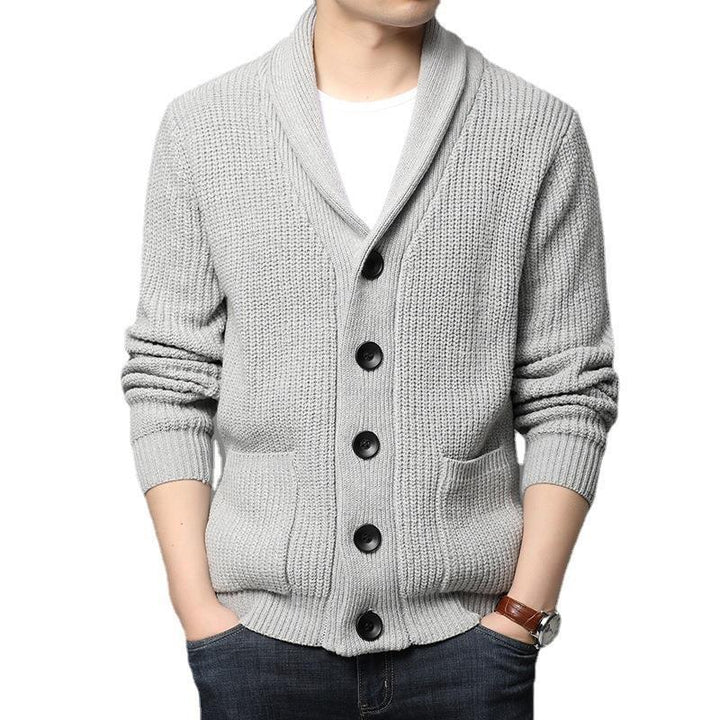 Herren kuschelige Strickjacke mit schickem Kragen und funktionalen Taschen Echoarchiv