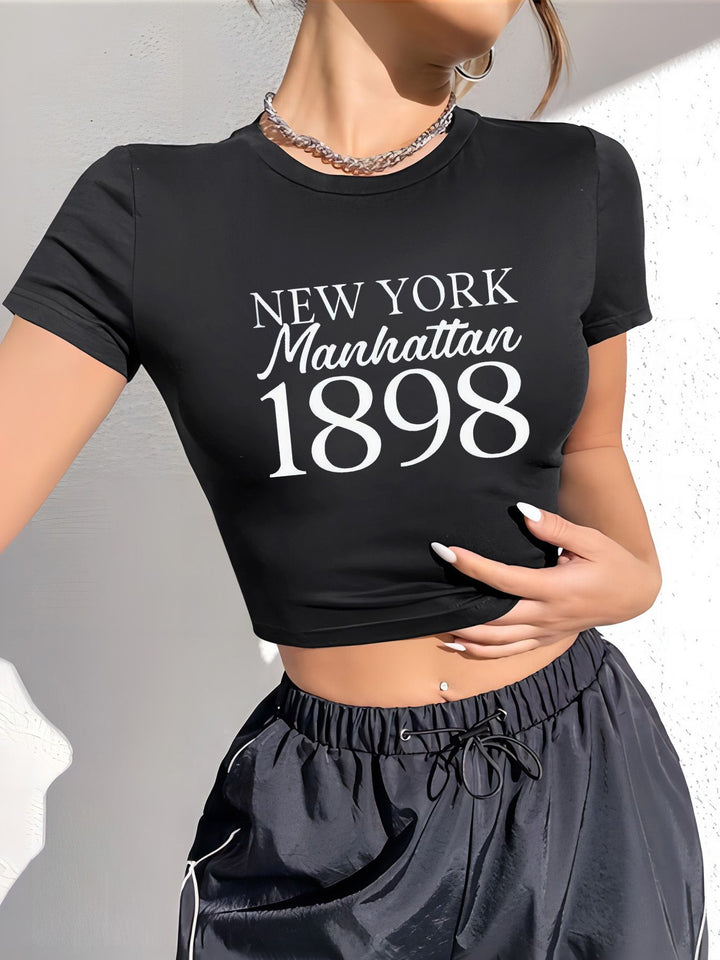 Damen Crop-T-Shirt mit auffälligem Statement-Print Echo Archiv
