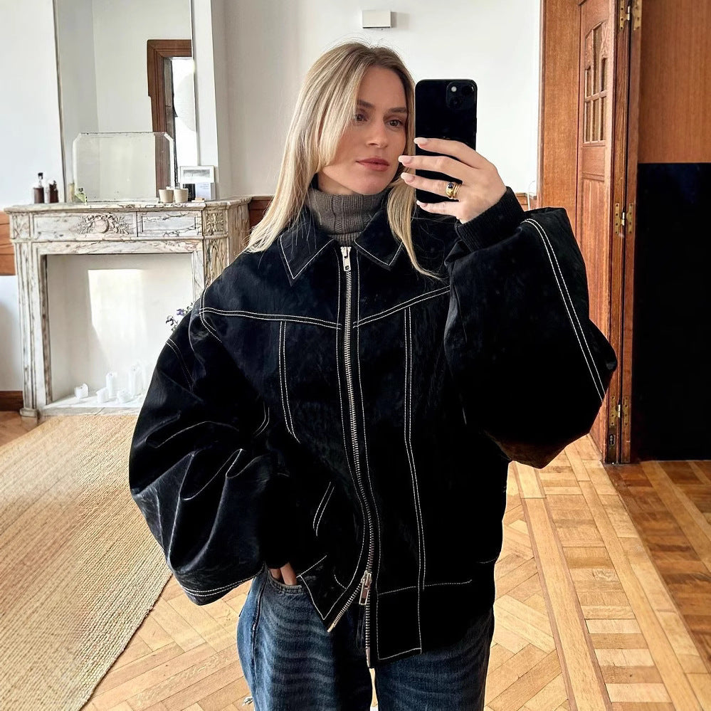 Damen modische Lederjacke mit strukturiertem Kragen und praktischen Taschen Echoarchiv