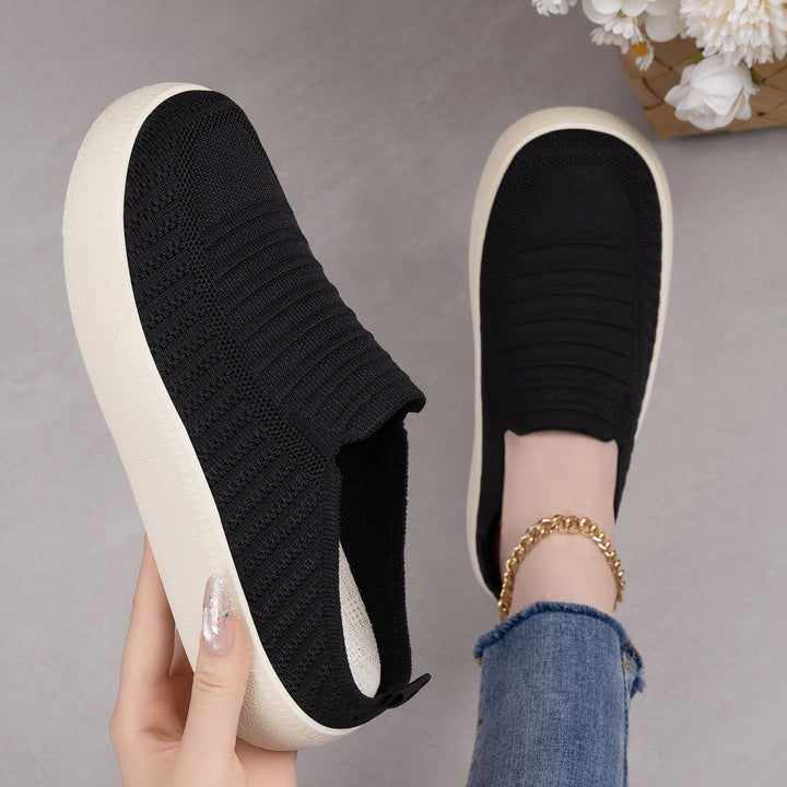 Damen Flexible Slip-On Sneaker mit elastischer Oberflächenstruktur Echo Archiv