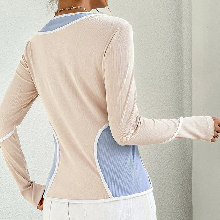 Damen figurbetontes Colorblock-Longsleeve mit Rundhalsausschnitt geschwungener Seitenpaneel‑Optik und feiner Rippstruktur – Avérine