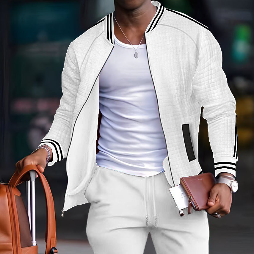 Herren sportliche Steppjacke mit modernem Schnitt und praktischen Reißverschlusstaschen Echoarchiv