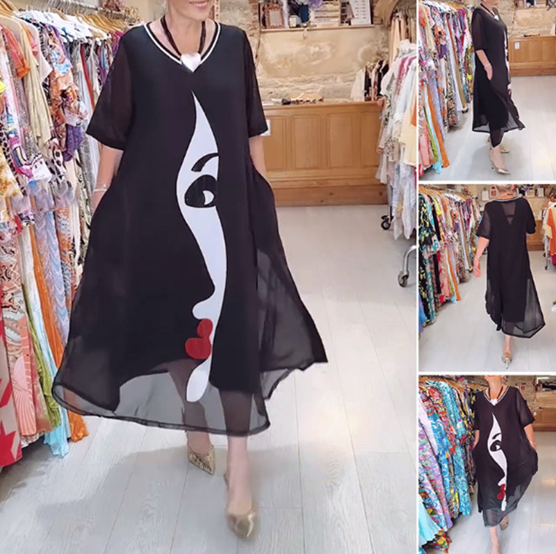 Damen nan luftiges Chiffon-Maxikleid mit grafischem Gesichtsprint, V-Ausschnitt und seitlichen Eingrifftaschen Echo Archiv