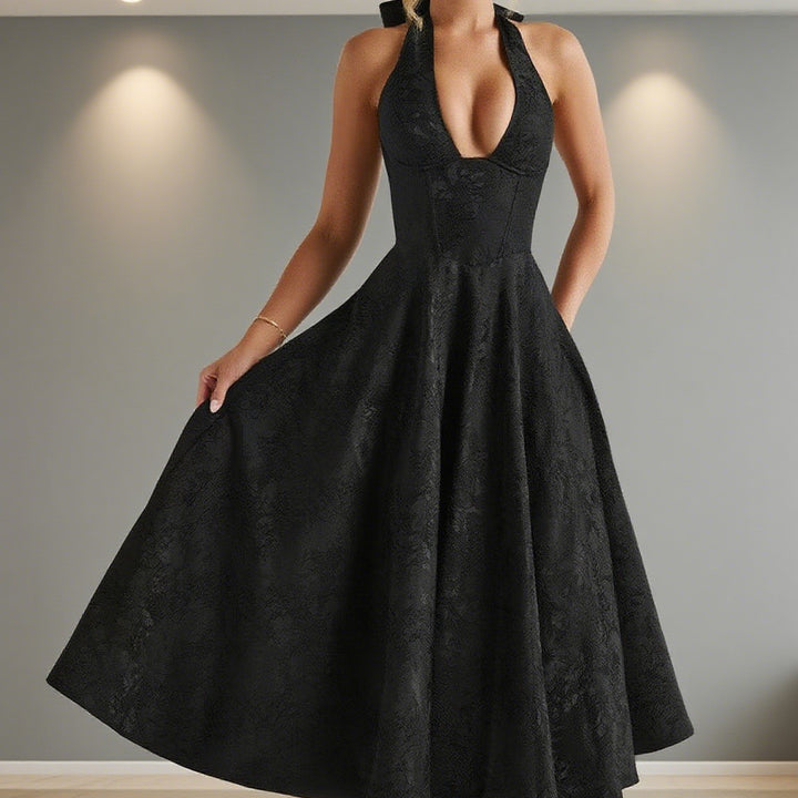 Damen Elegantes Hochzeitskleid mit schwingendem Rock und tiefem V-Ausschnitt Echo Archiv