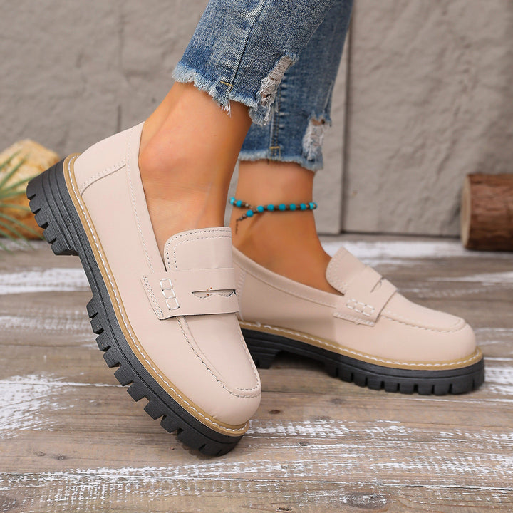 Damen lässiger Chunky-Loafer mit grober Profilsohle gepolstertem Komfortfußbett und dekorativem Steg Echo Archiv