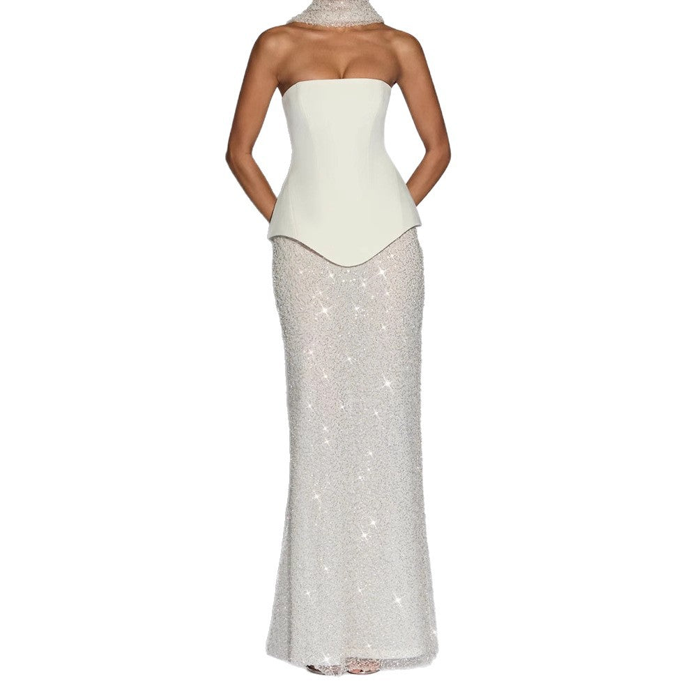 Damen Elegantes Abendkleid mit schimmerndem Oberteil und figurbetontem Rock Echo Archiv