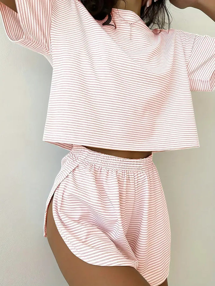 Damen Lässiges Streifen-Set mit weitem T-Shirt und Shorts Echo Archiv