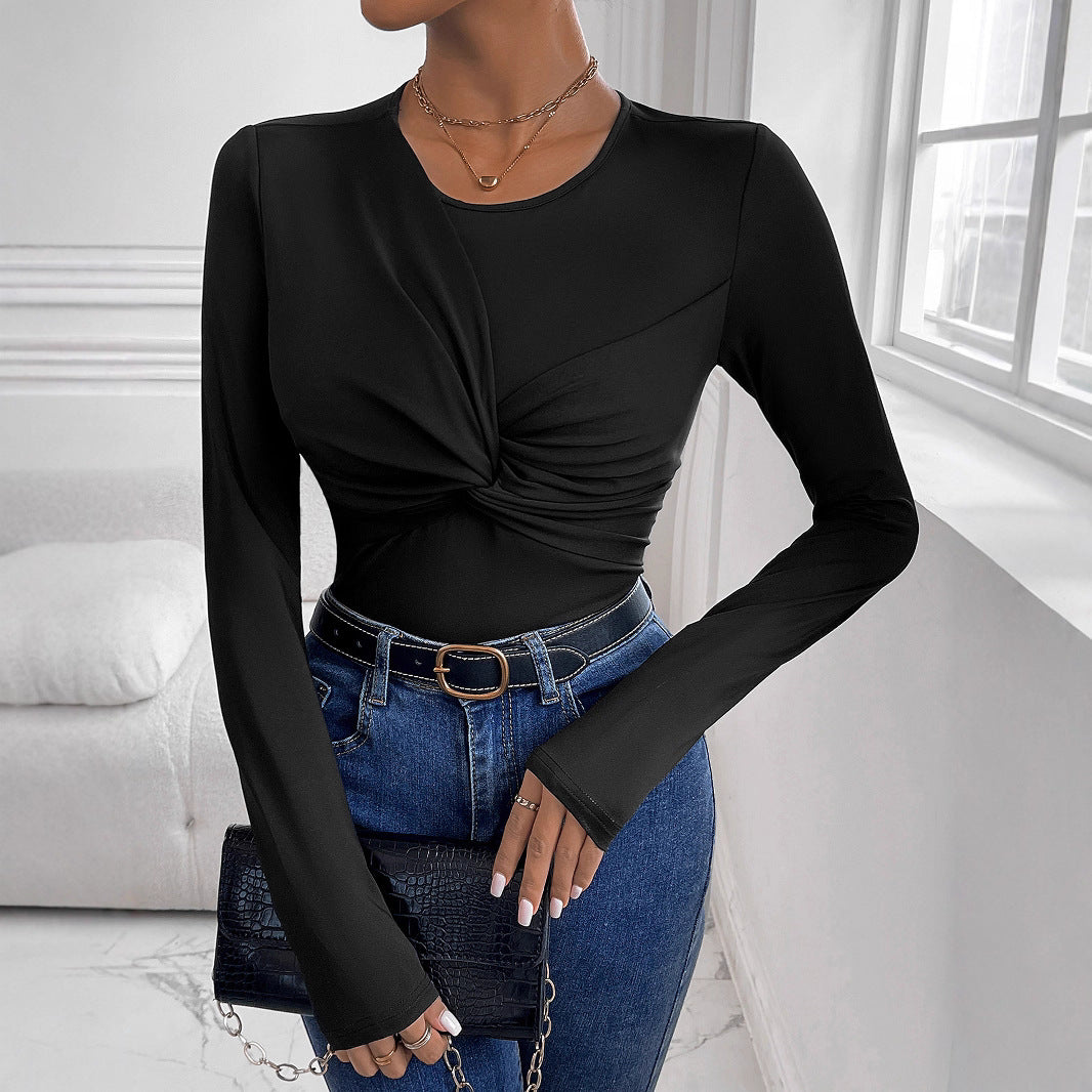 Damen Figurbetontes Langarmshirt mit Twist-Detail und Rundhalsausschnitt Echoarchiv