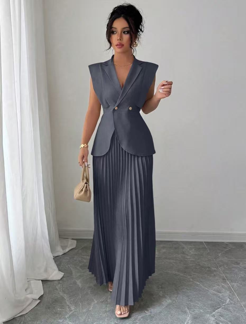 Damen Ärmelloses tailliertes Blazer-Set mit plissiertem Maxirock – Valéne