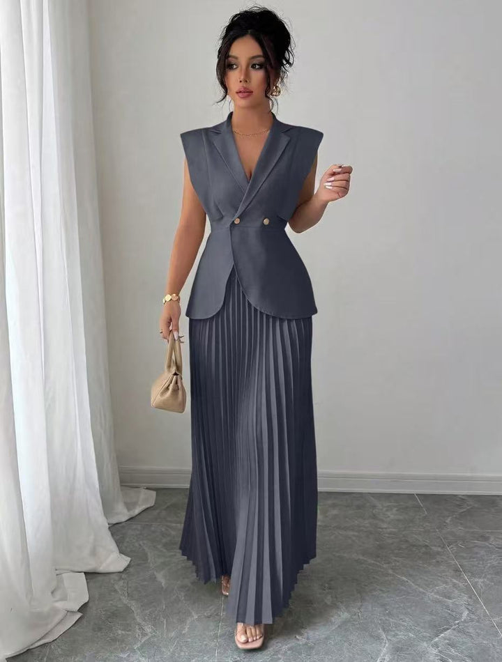 Damen Ärmelloses tailliertes Blazer-Set mit plissiertem Maxirock – Valéne