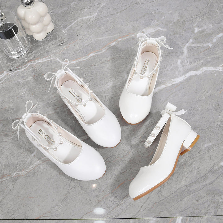 Mädchen Ballerinas mit Perlen- und Schleifenverzierung Echo Archiv