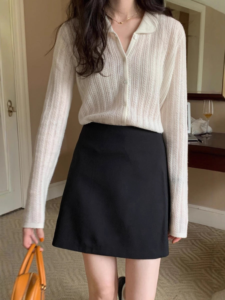 Damen Leichter Ajourstrick-Knopfccardigan mit Hemdkragen und feiner Zopfmusterstruktur Echoarchiv