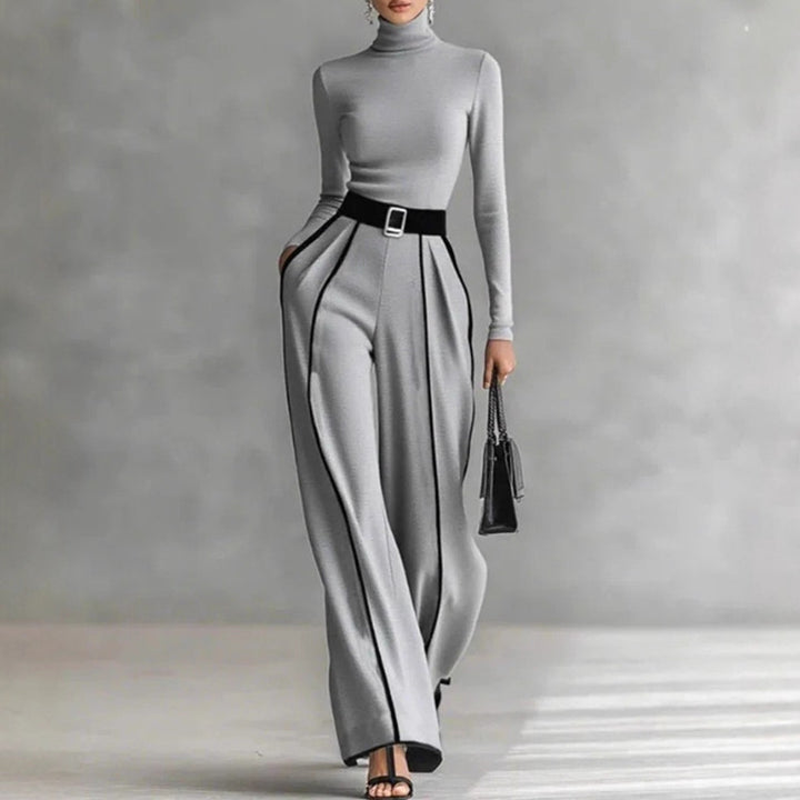 Damen nan elegantes Strickset mit tailliertem Rollkragenoberteil und weiter Plisseehose mit Taillengürtel Echo Archiv