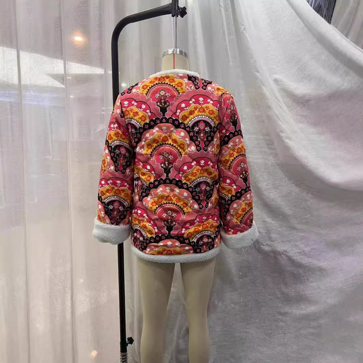 Damen nan gesteppte Kurzjacke mit Teddyfutter, Rundhals und Knopfverschluss Echo Archiv
