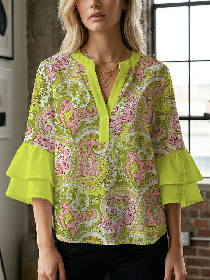 Damen Bluse mit voluminösen Rüschenärmeln und kreativem Floraldesign Echo Archiv