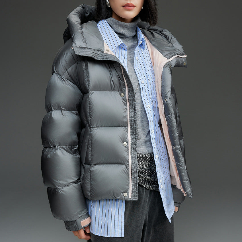 Damen Kurze Boxy‑Steppjacke mit Oversize‑Ärmeln, hohem Thermokragen und Kapuze Echoarchiv