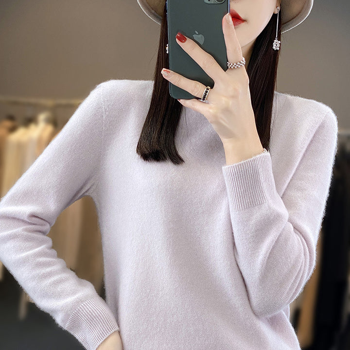 Damen Luxuriöser Feinstrick-Rundhalspullover mit softem Fluffy‑Finish und schmaler Bündchenform Echoarchiv