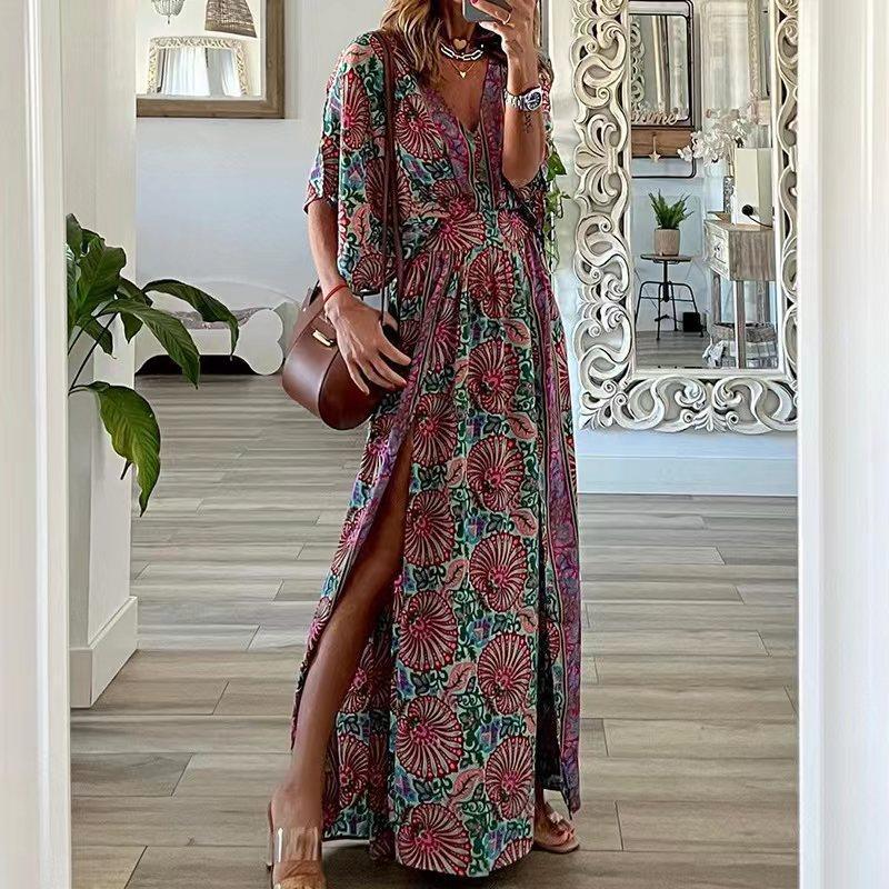 Damen Maxikleid im Boho-Stil mit Wickeleffekt, V-Ausschnitt und hohem Beinschlitz Echoarchiv