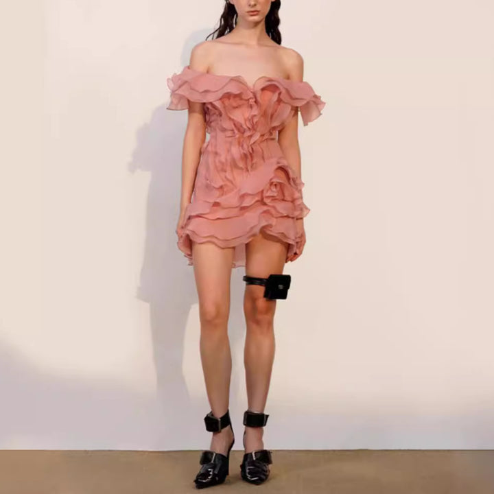Damen Off-Shoulder Minikleid mit voluminösen Rüschen Echo Archiv