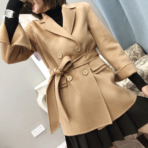 Damen zeitloser, doppelter Blazer mit Gürtel Echoarchiv