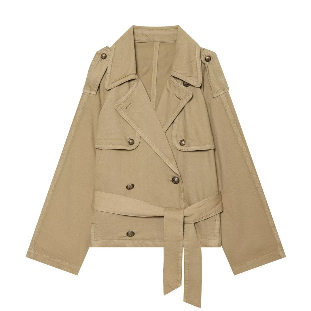 Damen Kurz geschnittene Trenchjacke mit Doppelknopfleiste, Schulterpatten und Taillengürtel Echo Archiv