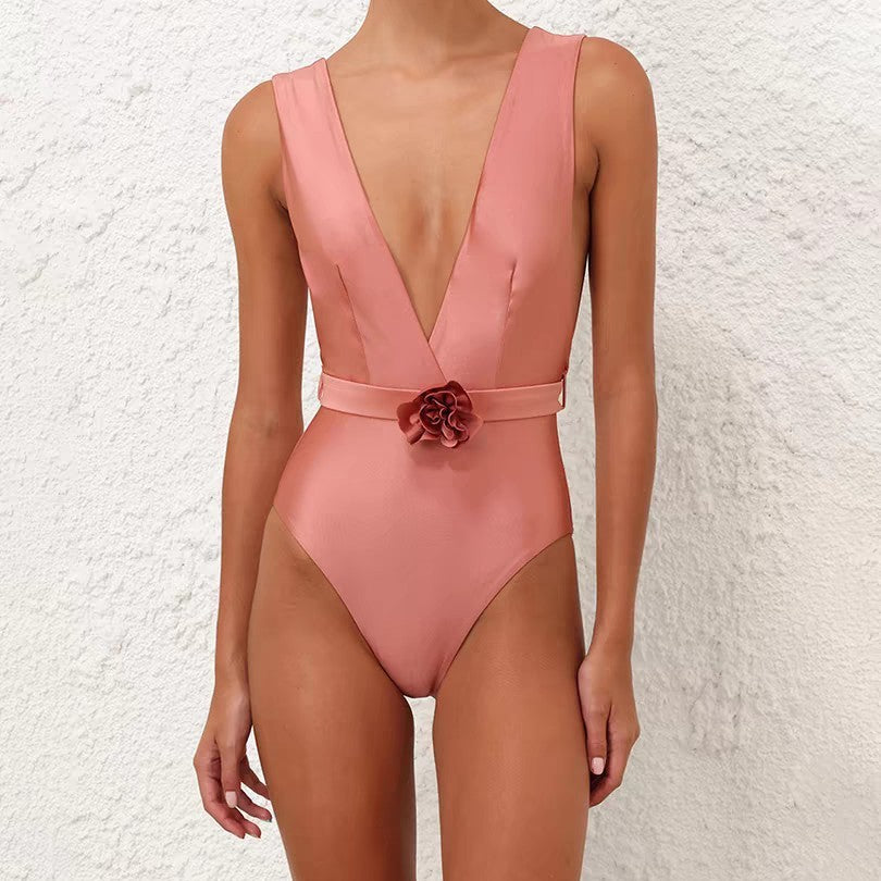 Damen Eleganter Badeanzug mit Blumenapplikation Echo Archiv
