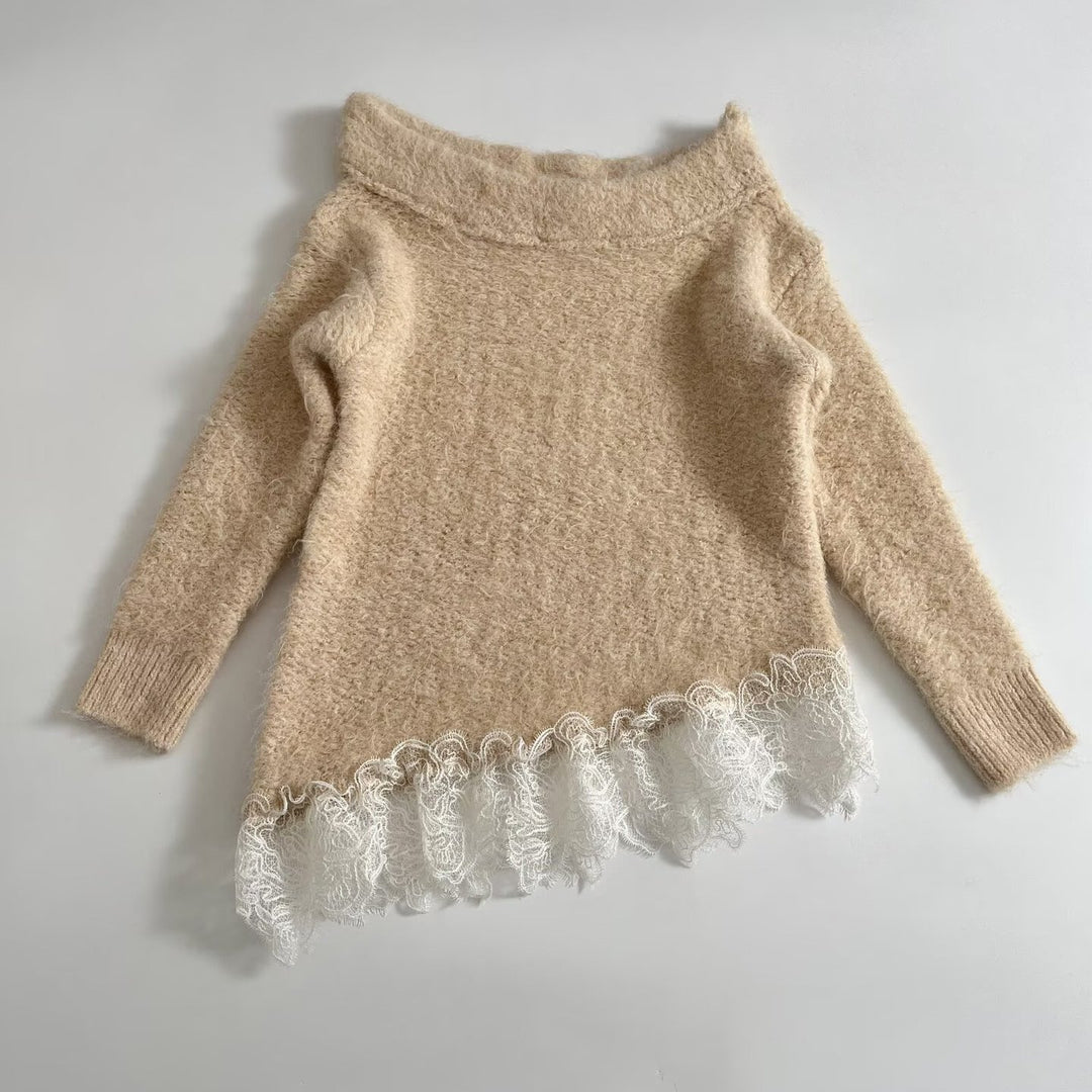 Damen Flauschiger Strickpullover mit Carmenausschnitt und Spitzenbesatz Echo Archiv