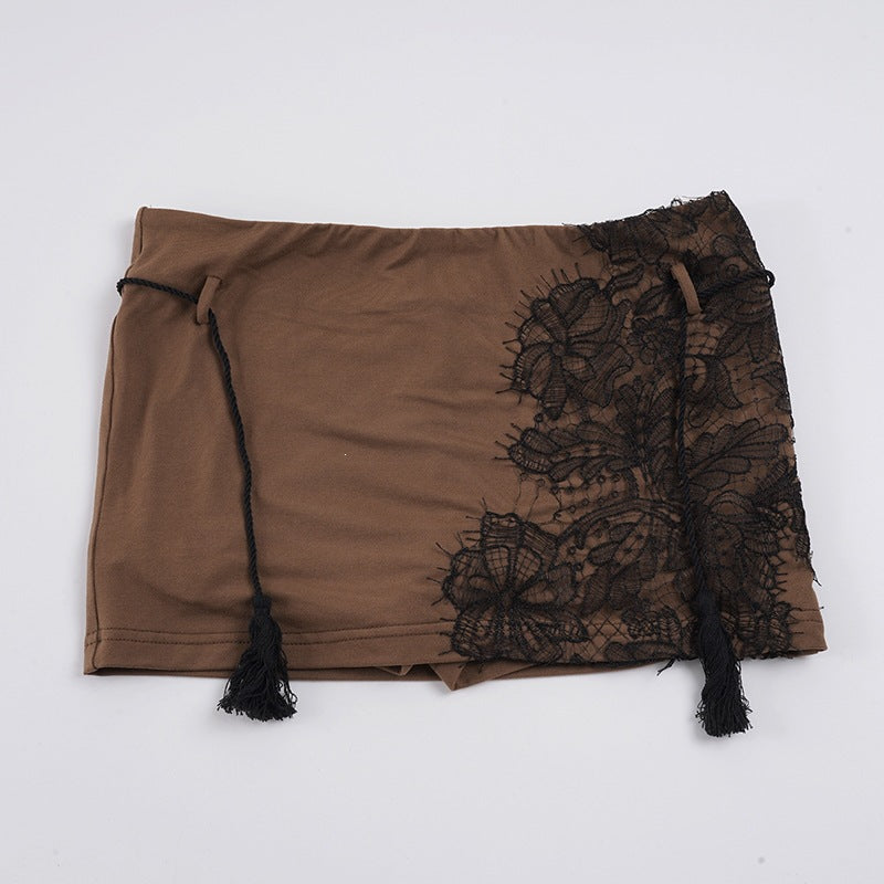 Damen Elegantes Spitzenoberteil mit modischen Knopfdetails Echo Archiv