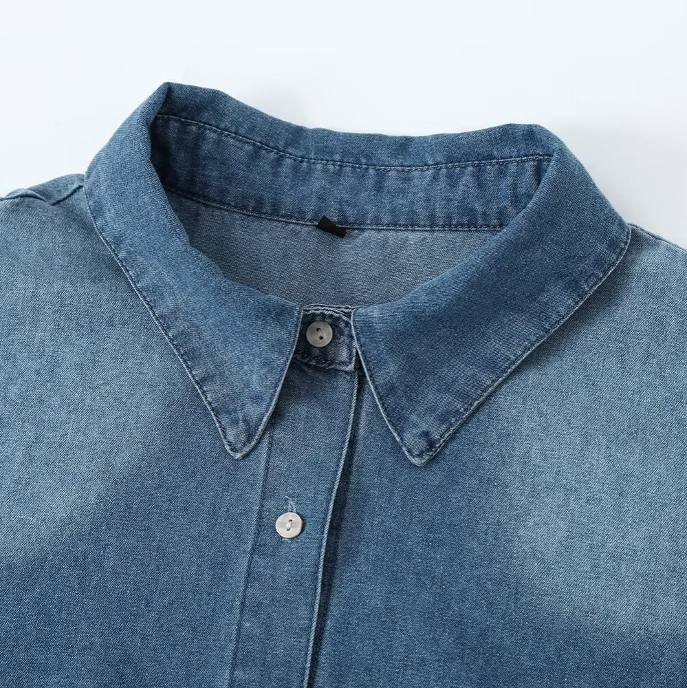Damen Denim-Hemdbluse mit leichtem Puffärmel und klassischem Hemdkragen Echoarchiv