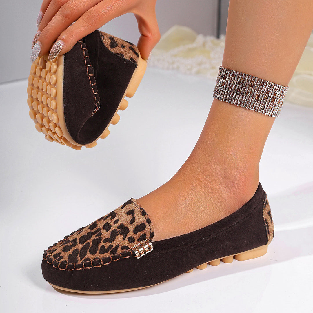 Damen Metallic Mokassin mit Noppenlaufsohle und Ziermetalldetail – Lioré