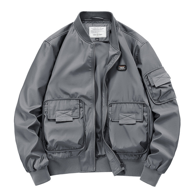 Herren Leichte Nylon-Bomberjacke im Utility‑Stil mit großen Fronttaschen und Ärmeltasche – Brevano