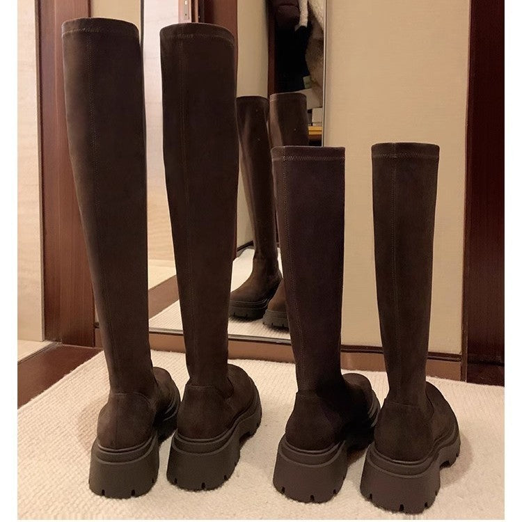 Damen Wadenhohe Veloursleder-Stiefel mit markanter Lug‑Profilsohle und elastischem Schlupfschaft Echo Archiv