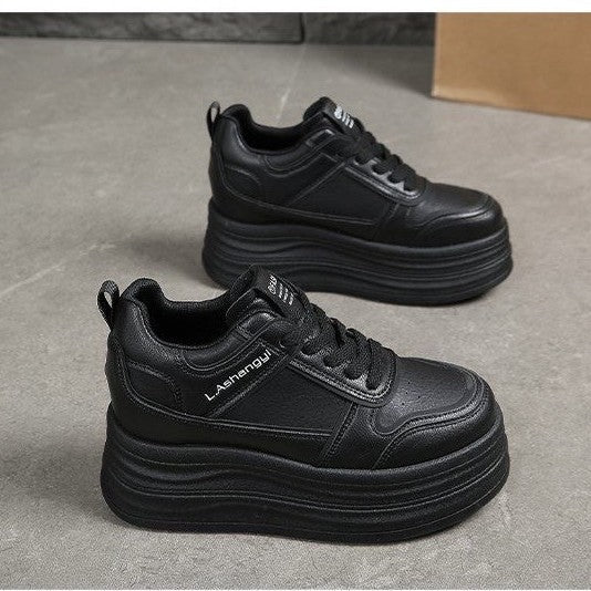 Damen Hochmodische Plateau Sneakers mit eleganter Silhouette Echo Archiv
