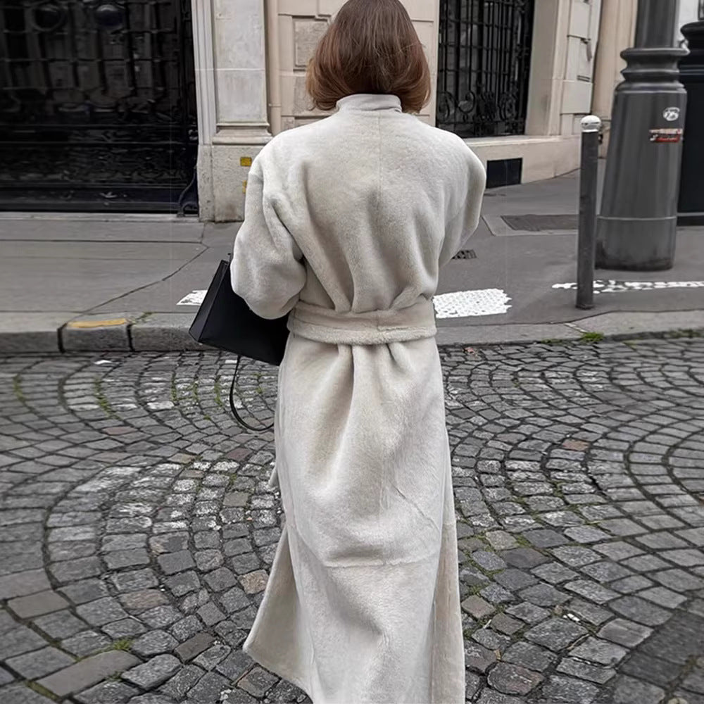 Damen Maxilanger Oversize-Teddymantel mit minimalistischem Stehkragen und verdeckter Druckknopfleiste Echo Archiv