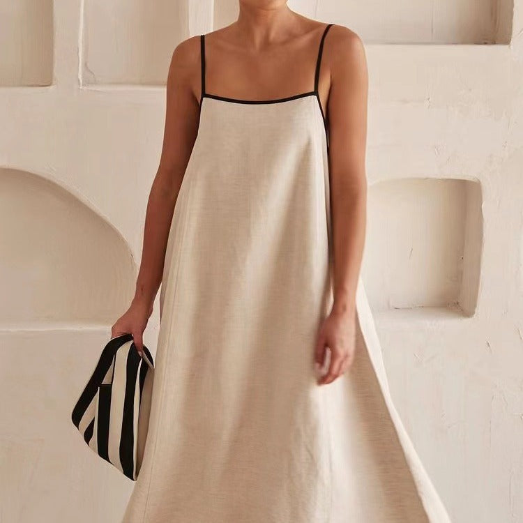 Damen luftiges Maxikleid mit feinen Trägern und elegantem Schnitt Echo Archiv
