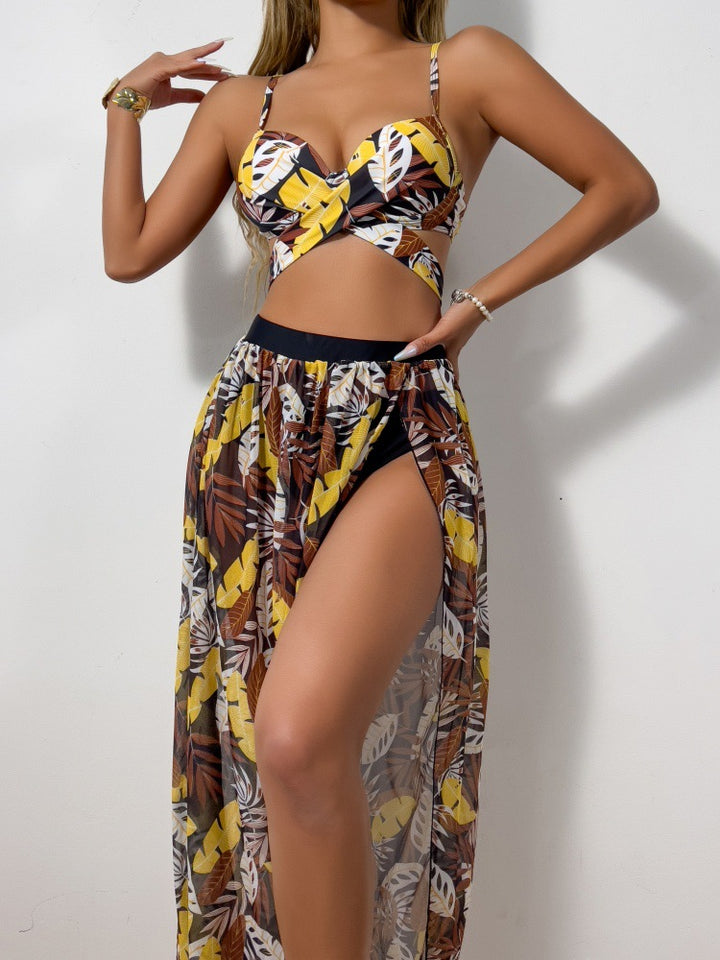 Damen Bikini-Set mit extravagantem Cut-Out und floralem Rock Echo Archiv
