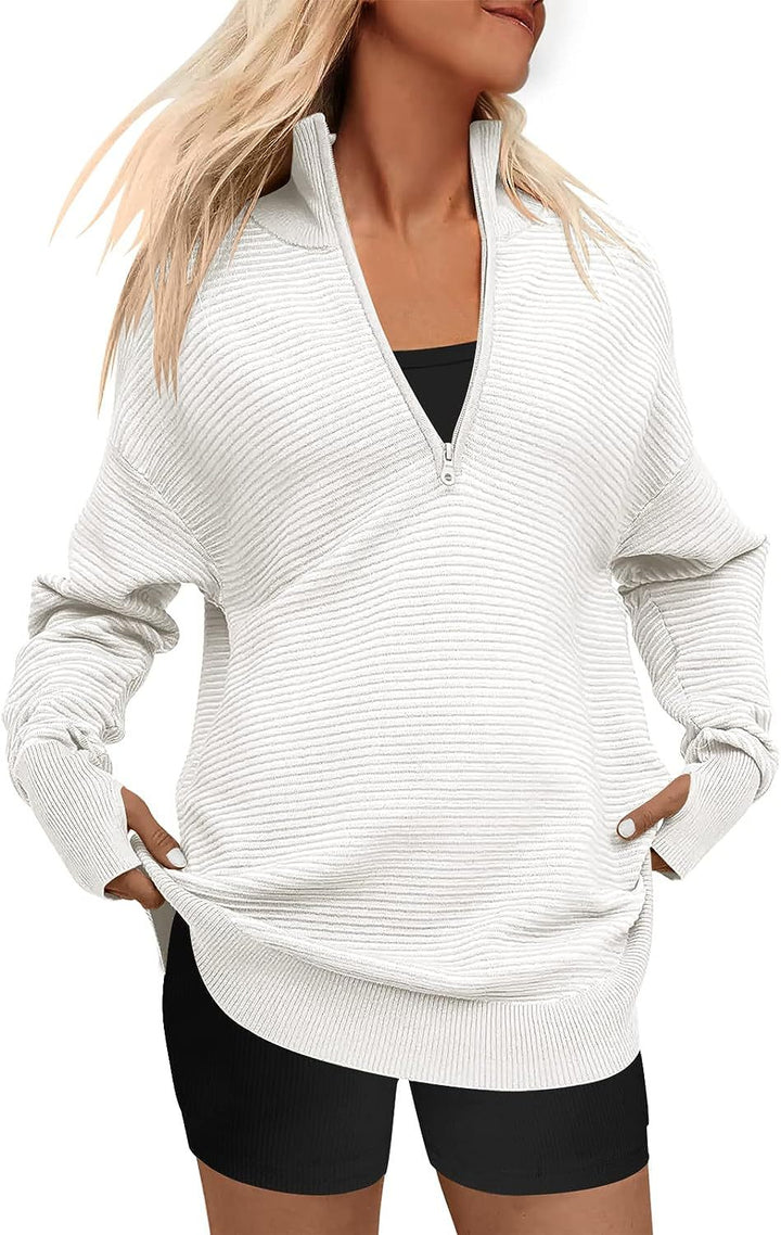 Damen Oversize-Feinstrickpullover mit halbem Reißverschluss, Stehkrragen und Daumenloch-Ärmeln Echo Archiv