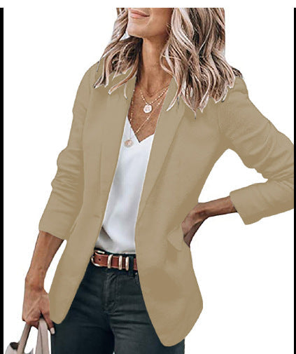 Damen komfortable Blazerjacke mit strukturiertem Design und eleganten Akzenten Echoarchiv