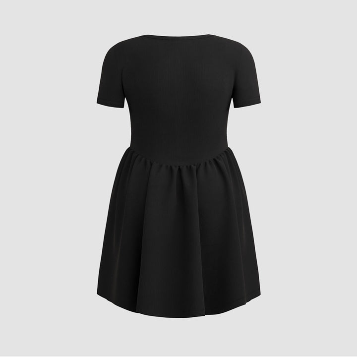 Damen elegantes A-Linien Kleid mit schwingendem Rock und modischem Schnitt Echo Archiv