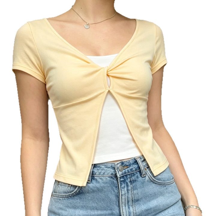 Damen Süßes kurzes T-Shirt mit Knoten-Design und Cut-out-Details Echo Archiv