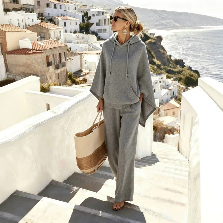 Damen nan lässiges Kapuzenponcho und weite Hose Lounge-Set aus weichem Sweatstoff Echo Archiv