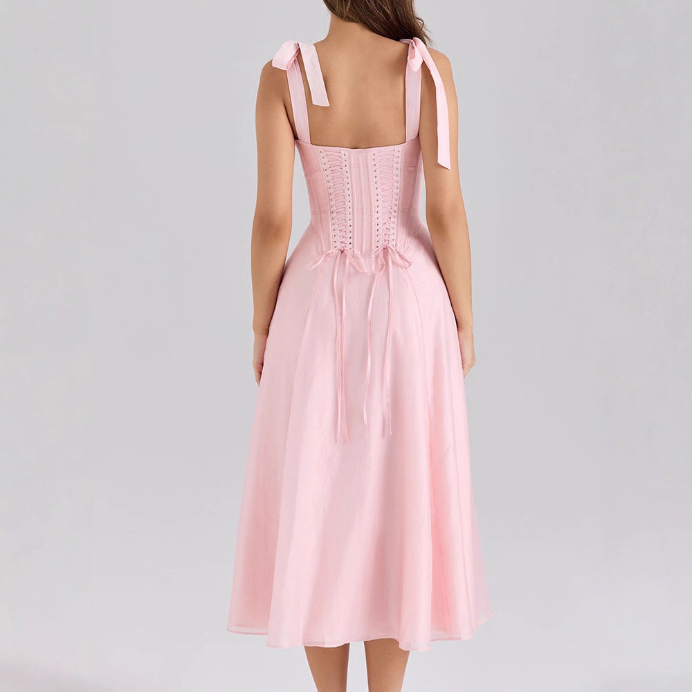 Damen Elegantes Midikleid mit schulterfreien Trägern Echo Archiv