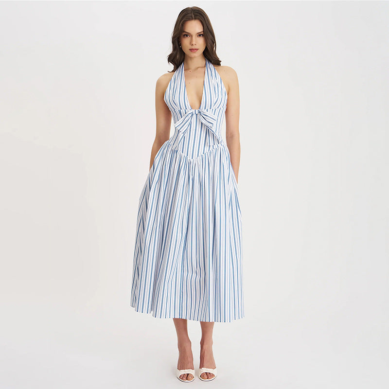 Damen Maxikleid mit verspieltem Wickeldesign und elegantem V-Ausschnitt Echo Archiv