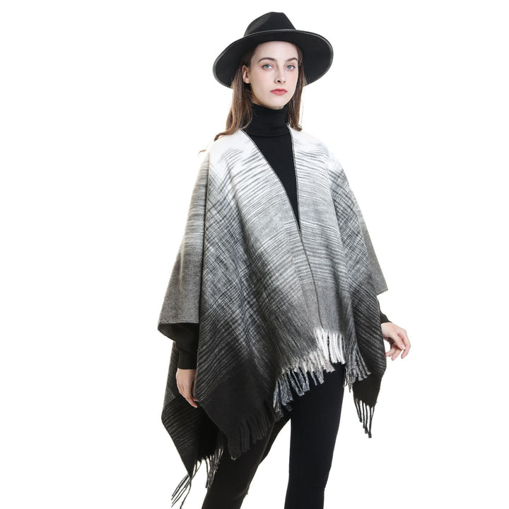 Damen Weit geschnittener Karierter Poncho mit Fransen und V‑Ausschnitt – Avérine