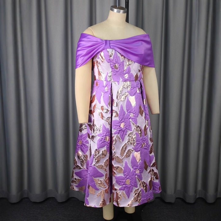 Damen Glamouröses Abendkleid mit Drapierung Echo Archiv